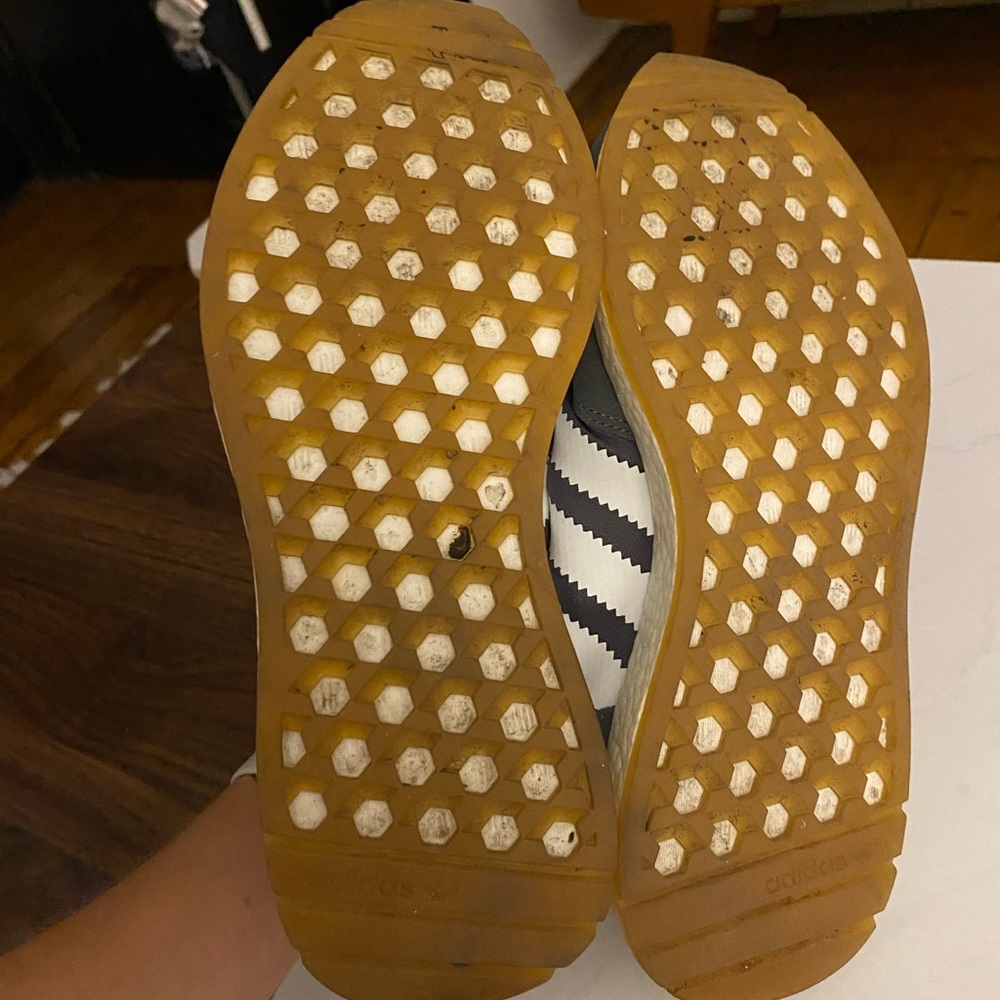 Adidas Iniki - Picture 4 of 4